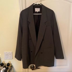 Gray Second Layer Oversized Blazer.